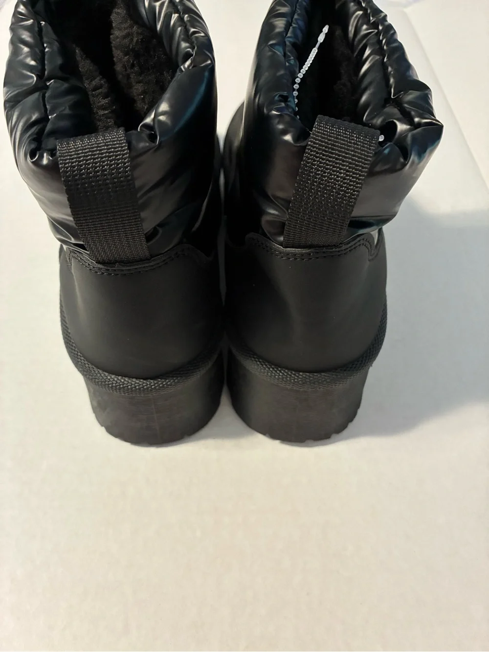 Charlotte Russe Black Puffer Platform Ankle Boots Booties Women’s size 9
